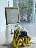Gold easel stand