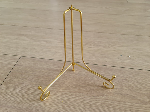 Small gold easel stand