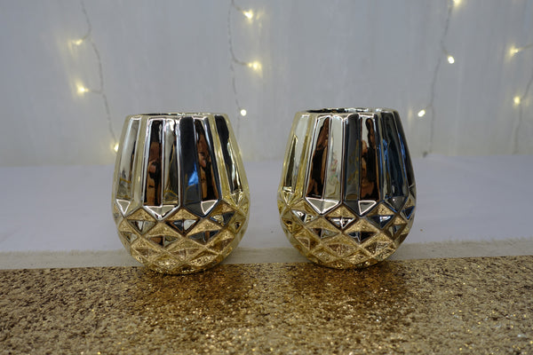 Gold geometric vases